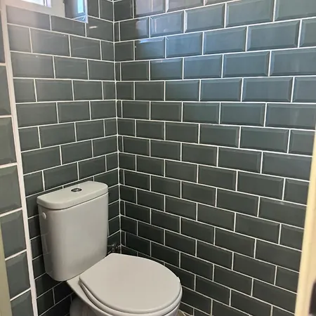 Guest house 150 M De La *